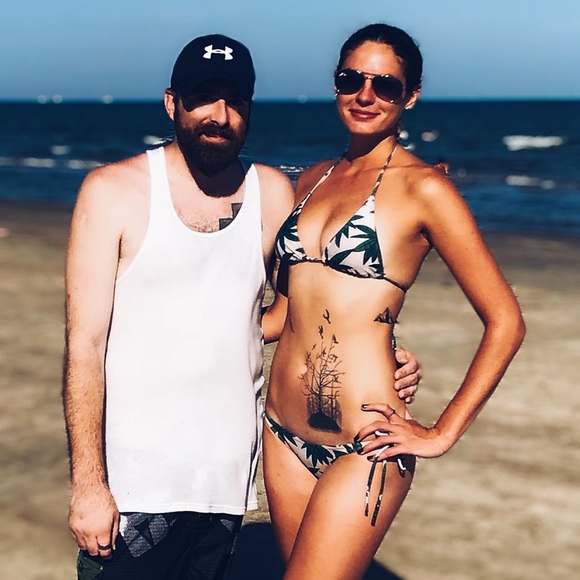 Meet your Posher, Ashley - Picture 3 of 8